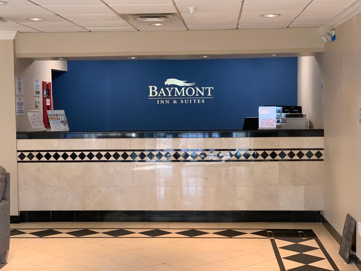 Baymont By Wyndham Latham Albany Airport Hotel Exterior photo